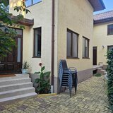 Piata Domenii, 1 Mai, vila 7 camere, 250mp utili, curte/parcare